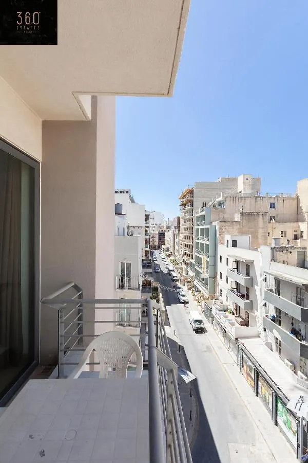 Spacious Pv Apt Close To Clubs & Schools With Wifi By 360 Estates Saint Julian's Apartment